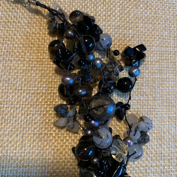 Gorgeous multi strand necklace with Tahitian pearls, gemstones and crystals. - Picture 6 of 12